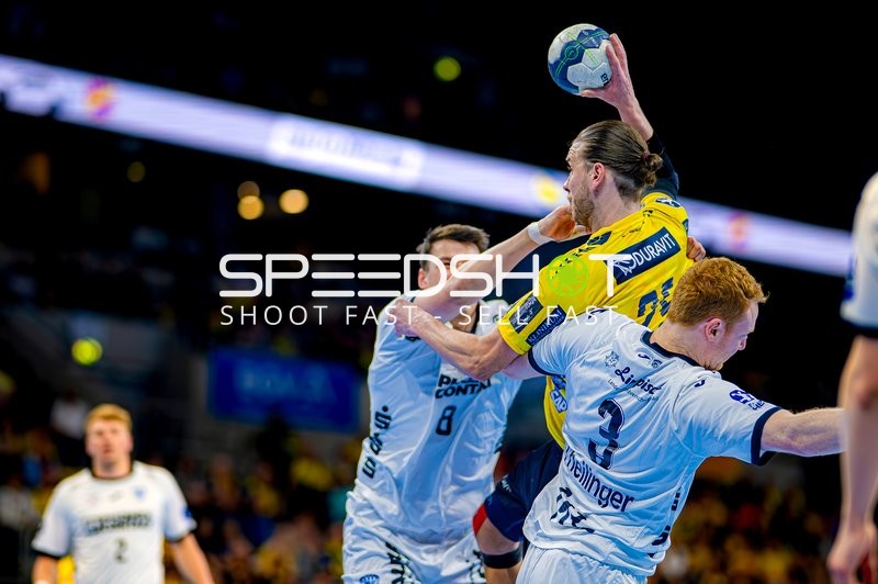 Dynamischer Wurf im Spiel Rhein-Neckar Löwen gegen TBV Lemgo