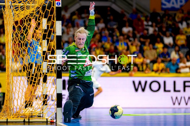 Torwartabwehr im Spiel Rhein-Neckar Löwen gegen TBV Lemgo