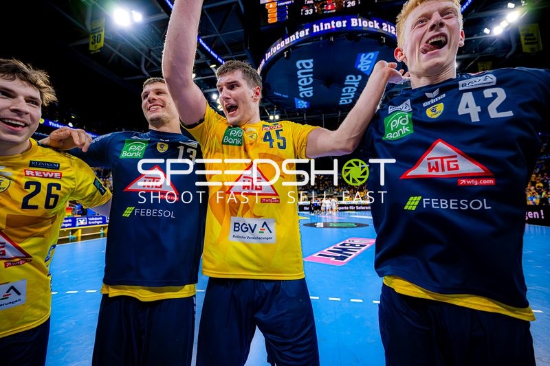 Jubel der Rhein-Neckar Löwen nach Sieg