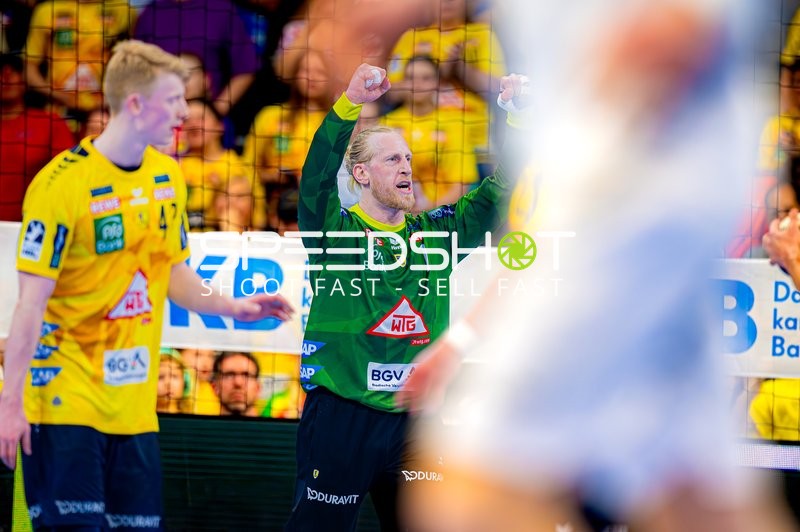 Spieler der Rhein Neckar Löwen jubelt