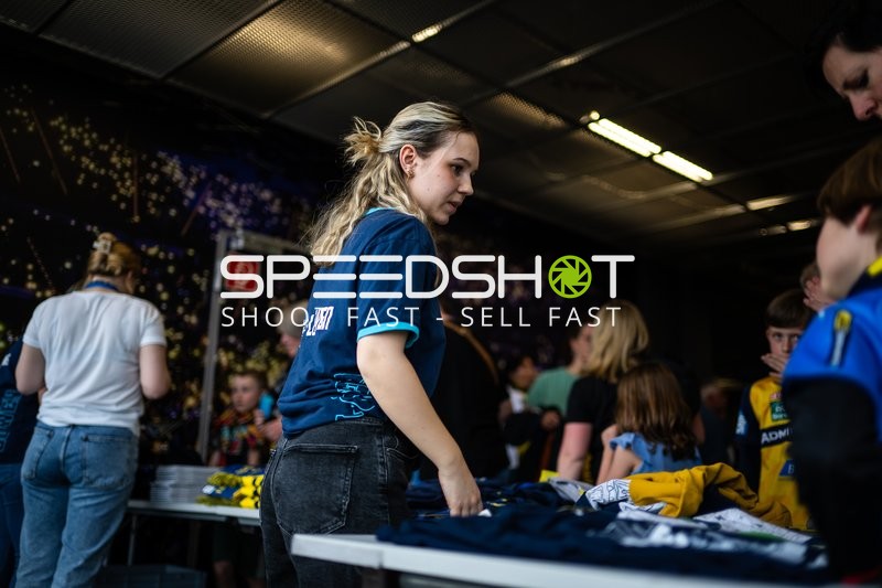 Fanshop-Aktivitäten