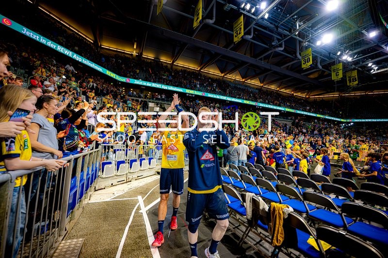 Jubelnde Spieler bei Rhein-Neckar Löwen