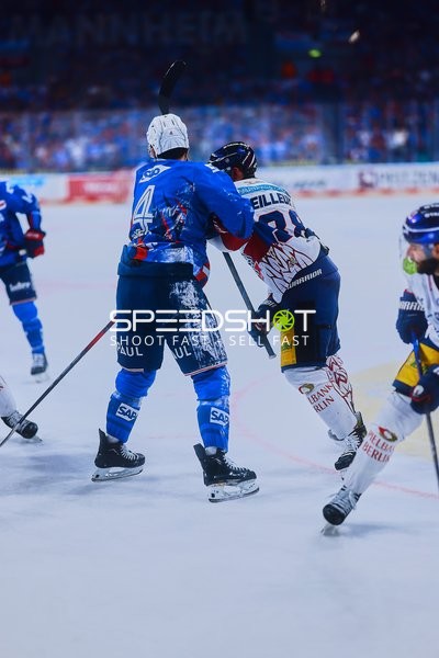 Körperlicher Check im Playoff-Halbfinale