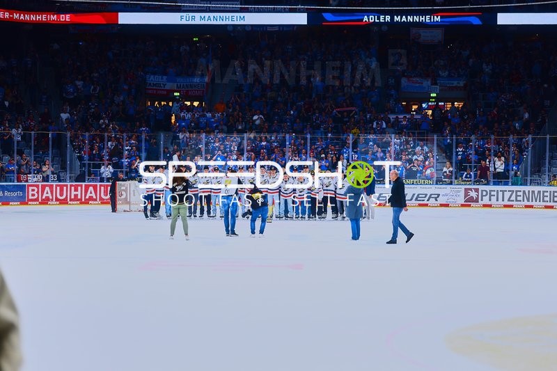 Feier in der SAP Arena