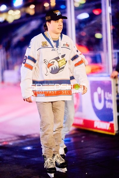 Jungadler feiern Meisterschaftssieg