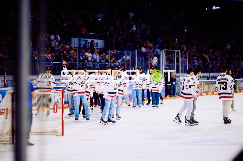 Jungadler feiern Meisterschaftstriumph