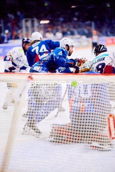 Intensiver Torschuss im Playoff-Halbfinale