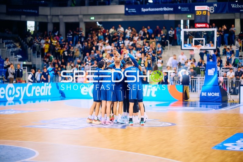 Team Huddle vor Spielbeginn