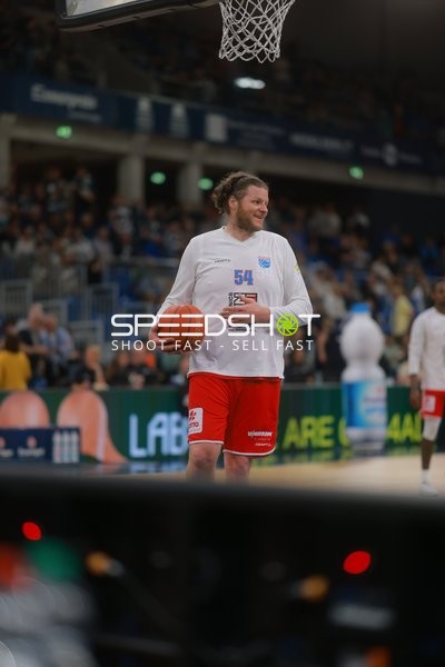 Syntainics MBC Spieler beim Aufwärmen