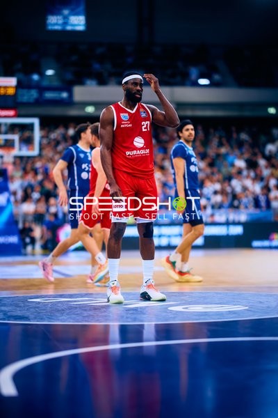 Nummer 27 der Syntainics MBC in Aktion