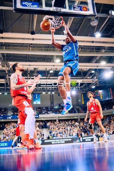 Spektakulärer Dunk in Heidelberg