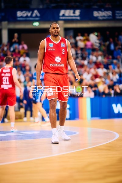 Syntainics MBC dominieren das Spielfeld