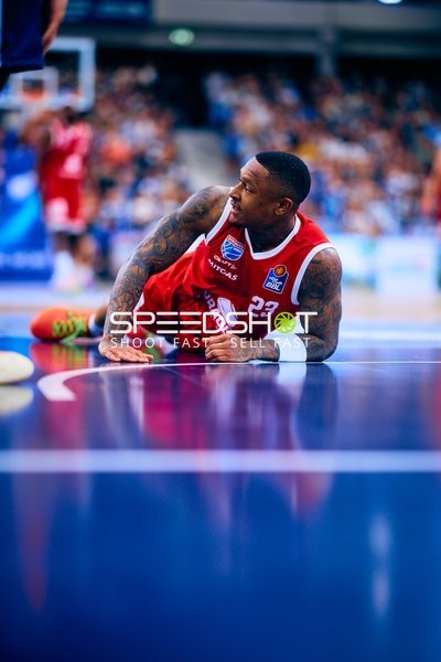 Spieler der Syntainics MBC auf dem Boden