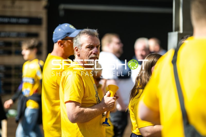 Fans bereit für das Halbfinale