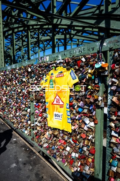 Handball I Herren I Saison 2024-2025 I DHB-Pokal I Halbfinale I Rhein-Neckar Löwen - THW Kiel I 12.04.2025