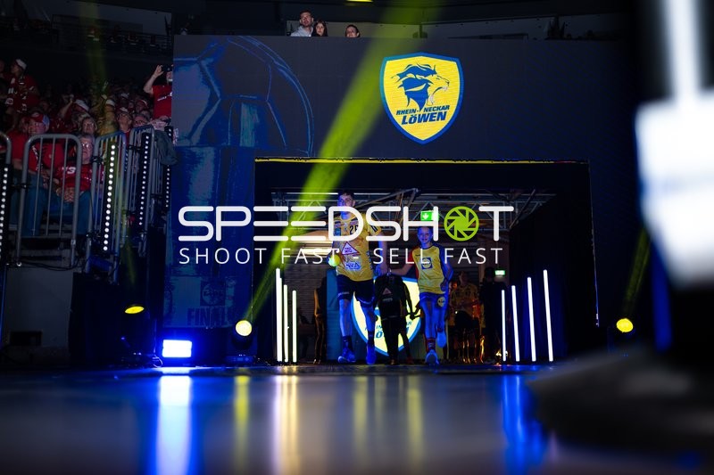 Handball I Herren I Saison 2024-2025 I DHB-Pokal I Halbfinale I Rhein-Neckar Löwen - THW Kiel I 12.04.2025