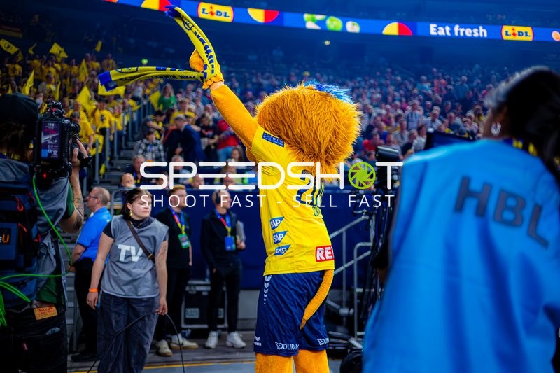 Handball I Herren I Saison 2024-2025 I DHB-Pokal I Halbfinale I Rhein-Neckar Löwen - THW Kiel I 12.04.2025