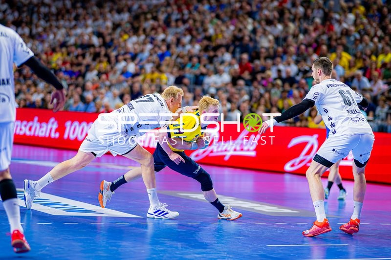 Handball I Herren I Saison 2024-2025 I DHB-Pokal I Halbfinale I Rhein-Neckar Löwen - THW Kiel I 12.04.2025