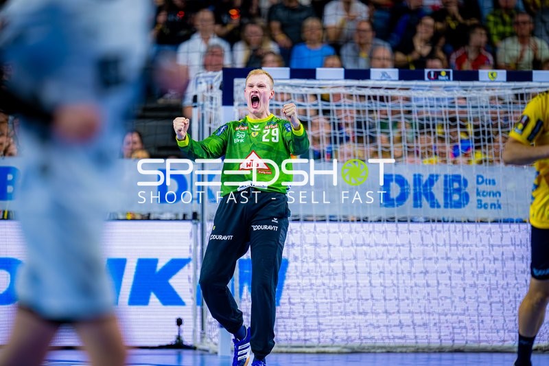 Jubel David Späth (29, Rhein Neckar Löwen)