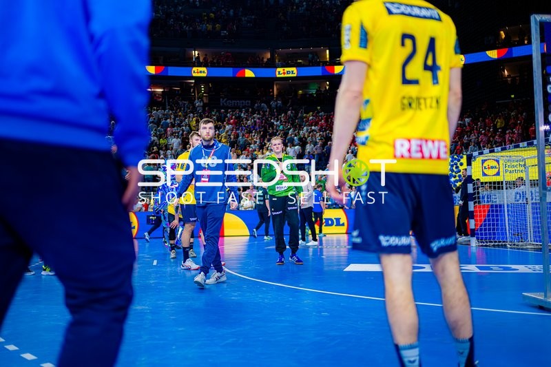 Handball I Herren I Saison 2024-2025 I DHB-Pokal I Halbfinale I Rhein-Neckar Löwen - THW Kiel I 12.04.2025