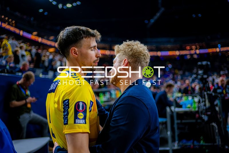 Handball I Herren I Saison 2024-2025 I DHB-Pokal I Halbfinale I Rhein-Neckar Löwen - THW Kiel I 12.04.2025