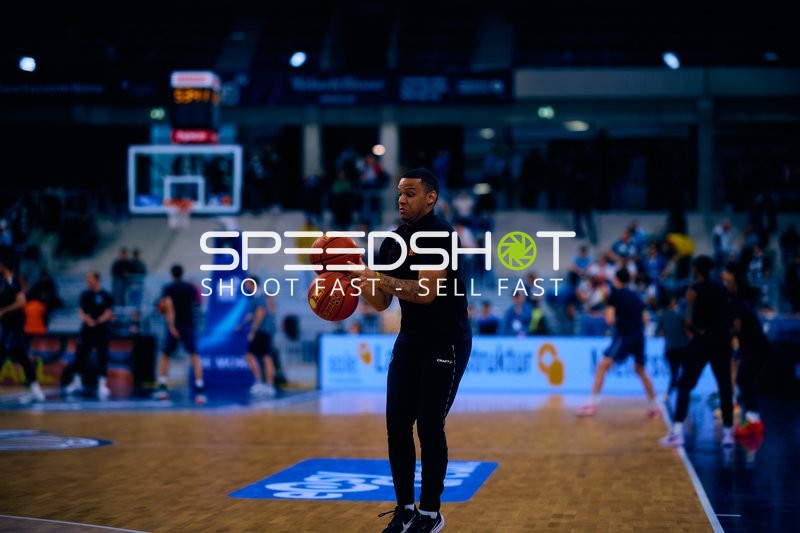 NINERS Chemnitz dribbelt im SNP Dome