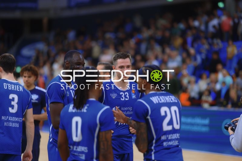 Diskutiert im SNP Dome