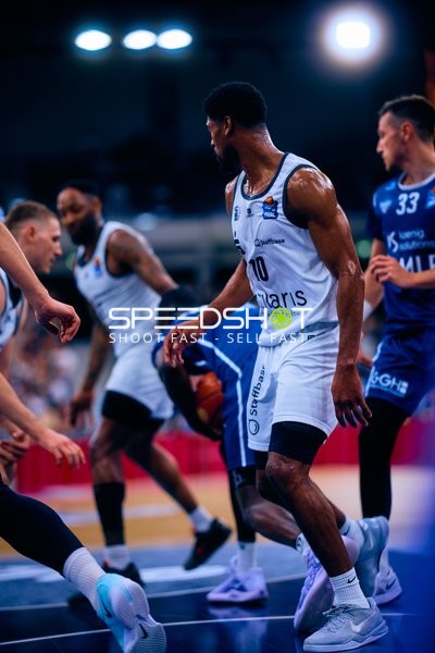 Verteidigung im Spiel zwischen MLP Academics und Niners Chemnitz