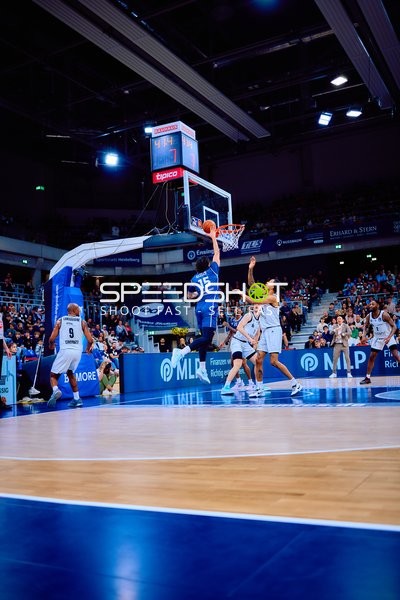 Korbleger von Marcel Keßen (15, MLP Academics Heidelberg)