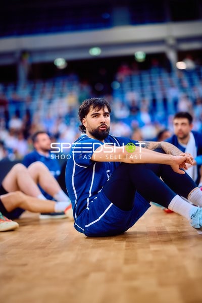 Spieler der MLP Academics wärmen sich auf