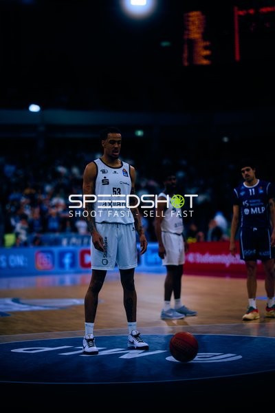 Freiwurf von Nummer 53 (Niners Chemnitz)