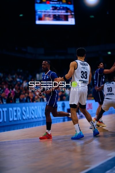 Verteidigungsszene zwischen MLP Academics und Niners Chemnitz