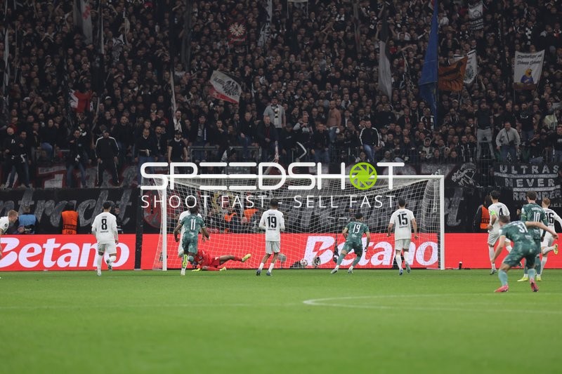 Torwartparade vor dem Frankfurter Tor