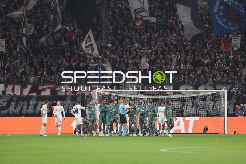 Spieler versammeln sich