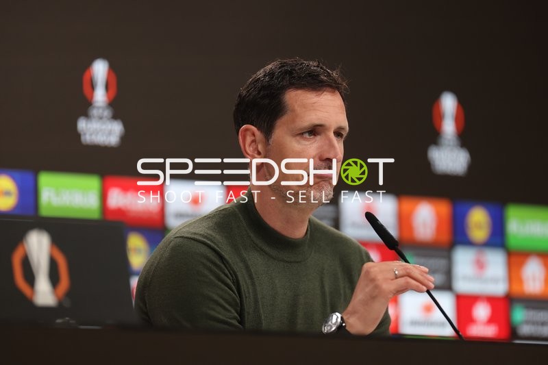 Pressekonferenz nach Spiel