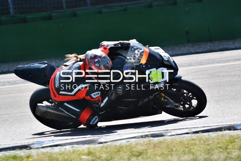 Motorrad VfL Bochum 1848 in Kurve