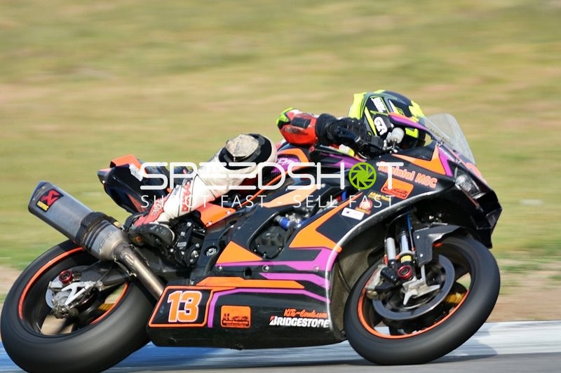 Motorrad Greenbay Packers in Kurve