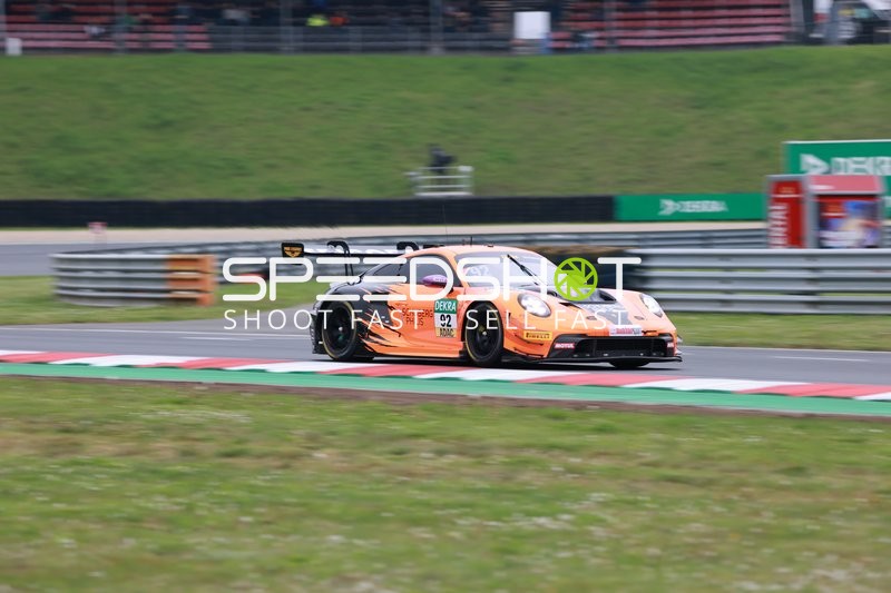 Fahrzeug 92 auf Strecke