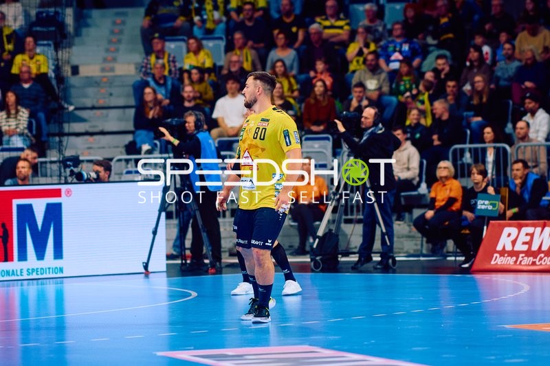 Jannik Kohlbacher (80, Rhein Neckar Löwen) auf dem Spielfeld