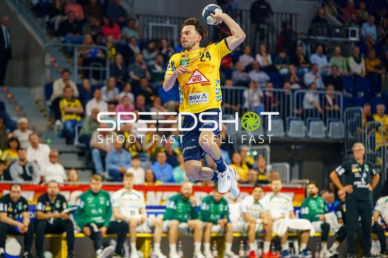 Patrick Groetzki (24, Rhein Neckar Löwen) mit Sprungwurf