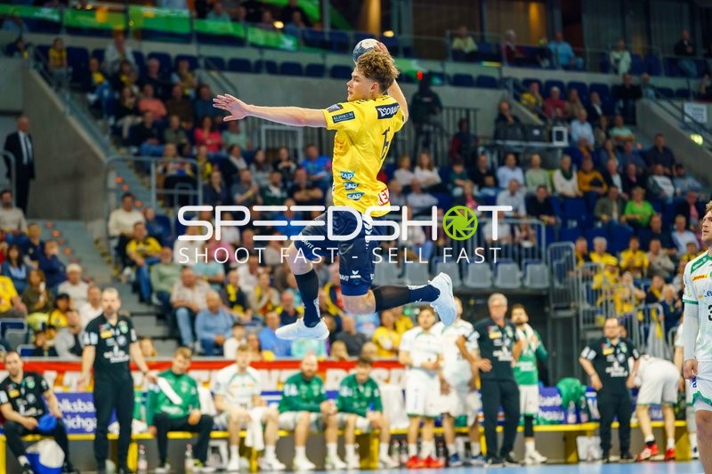 Sebastian Heymann (13, Rhein Neckar Löwen) Sprungwurf