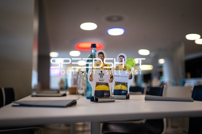 Sebastian Heymann (13, Rhein Neckar Löwen) und Jannik Kohlbacher (80, Rhein Neckar Löwen) Aufsteller