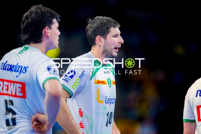 Marco Mamić (14, SC DHfK Leipzig) und Simon Ernst (5, SC DHfK Leipzig) in Spielpause