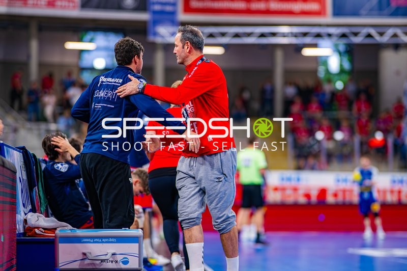 Personen an Seitenlinie