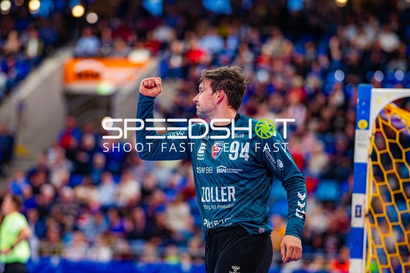 Daniel Rebmann (94, SG BBM Bietigheim) jubelt