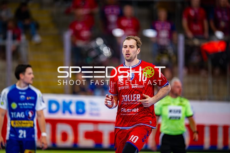 Tom Wolf (10, SG BBM Bietigheim) läuft