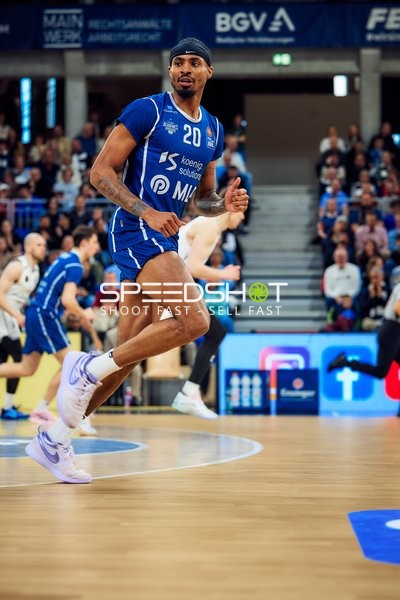 Michael Weathers (20, MLP Academics Heidelberg) läuft