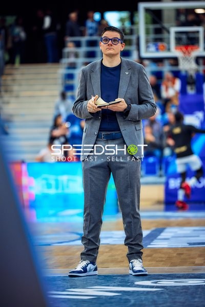 Notizen machen Carlo Finetti (991, MLP Academics Heidelberg)