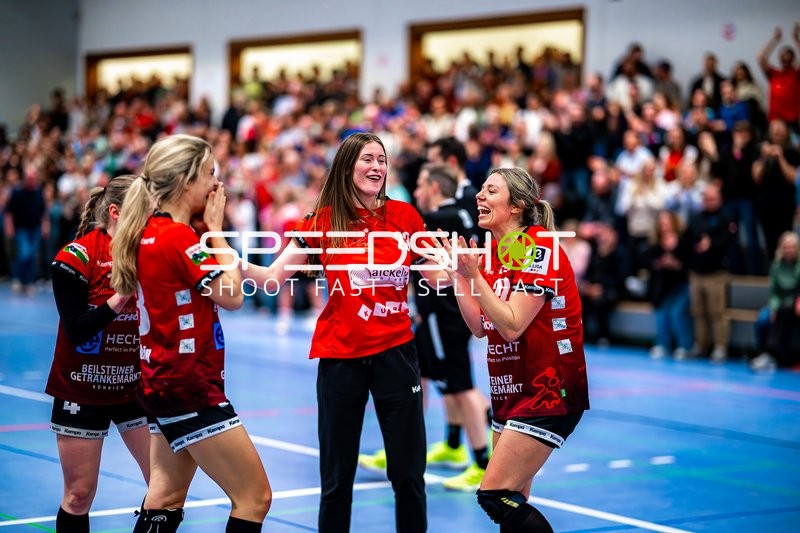 Nina Dierolf (23, SG Schozach-Bottwartal) und Hannah Hönig (3, SG Schozach-Bottwartal) feiern