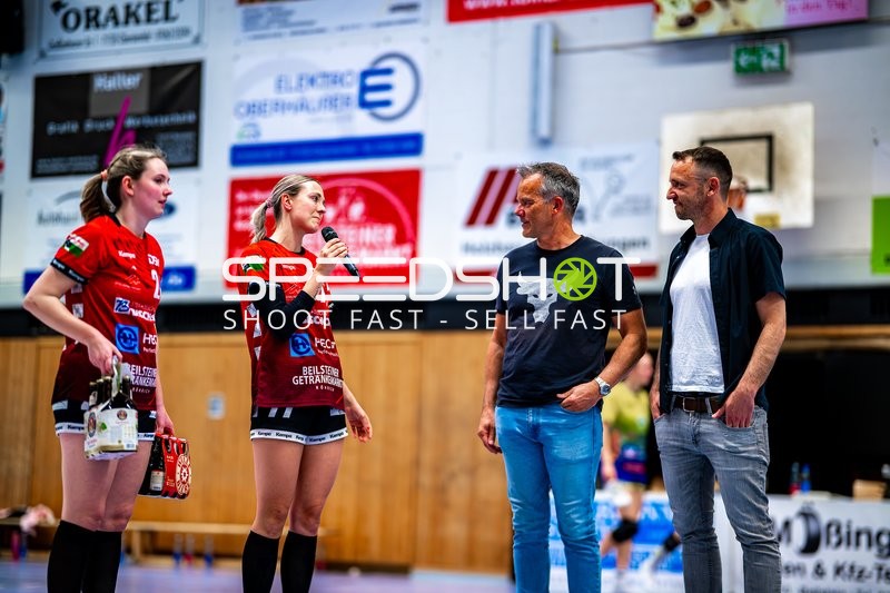 Spielerinnen im Gespräch